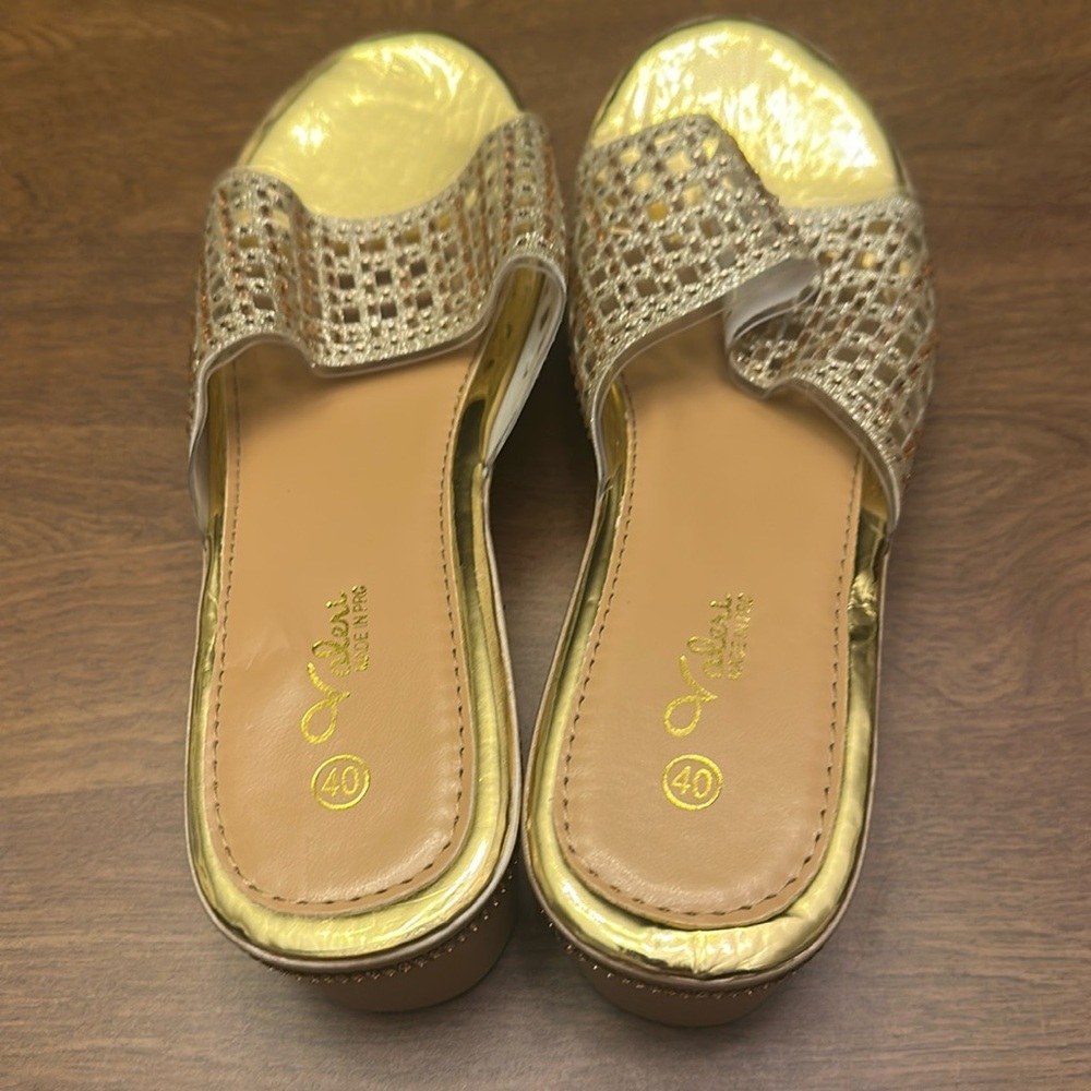 Gold mesh  heeled sandals